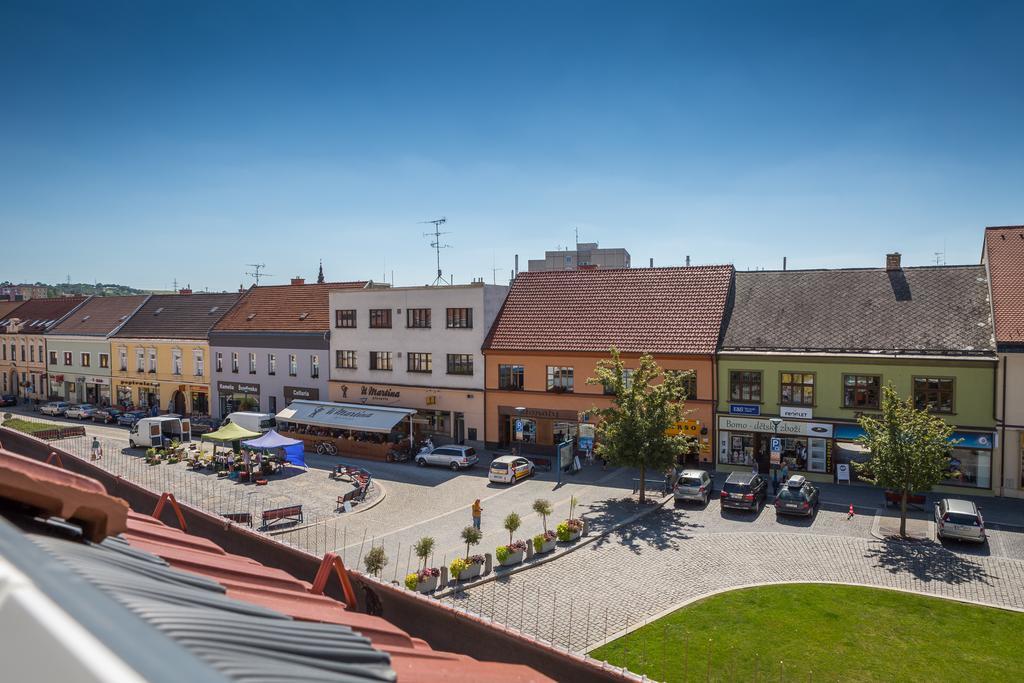 Penzion Longus Kyjov  Exteriör bild